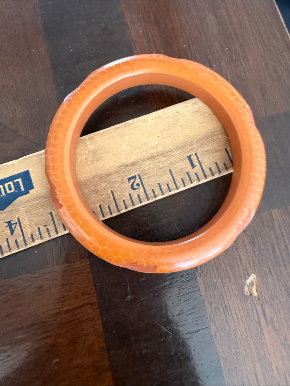 bakelite bracelet vintage bangle carved - Picture 3 of 5